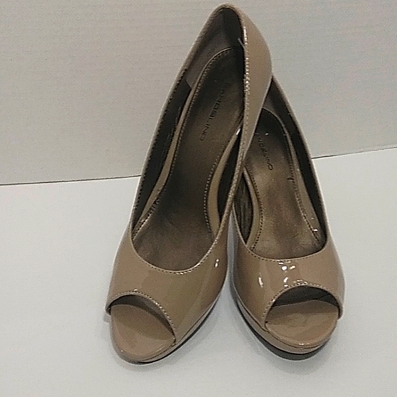 Bandolino "BDMYLAH" Heels 👡 - Picture 4 of 12